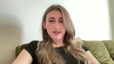walkiria19 online show from June 6, 11:26 am