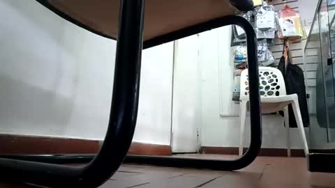 WaltherFeet  online show from December 5, 2:25 pm