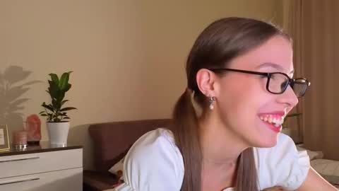 Wendy. Hello Honeys Ill see you 2nd 5th 7th this week love you3 online show from September 13, 5:57 pm