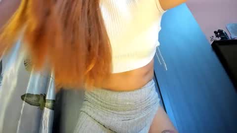 Snapshot of wanderlust_xxx chatting on March 22, 8:56 pm Sarah Catalina Amado. Wanderlust online show from March 22, 8:56 pm