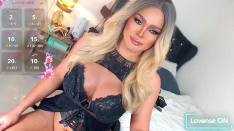 Miss Anna online show from February 9, 6:01 pm