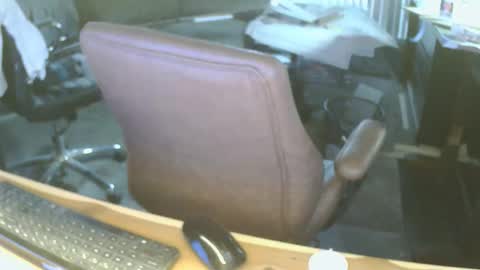 Snapshot of wantitbutyoucanthaveit chatting on November 11, 3:34 pm inittogetitin online show from November 11, 3:34 pm