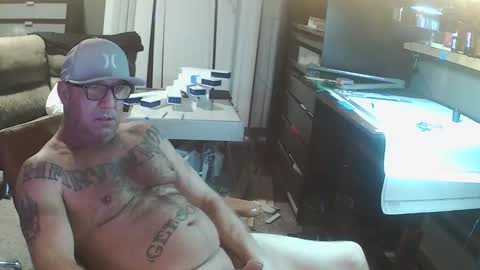 Snapshot of wantitbutyoucanthaveit chatting on November 27, 10:17 am inittogetitin online show from November 27, 10:17 am