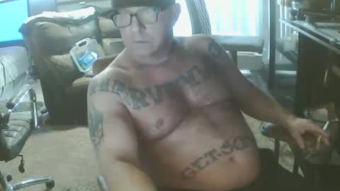 Snapshot of wantitbutyoucanthaveit chatting on December 14, 8:02 pm inittogetitin online show from December 14, 8:02 pm