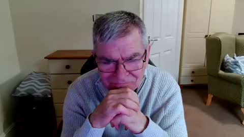 Snapshot of wanttobefree22 chatting on October 18, 8:26 am wanttobefree22 online show from October 18, 8:26 am