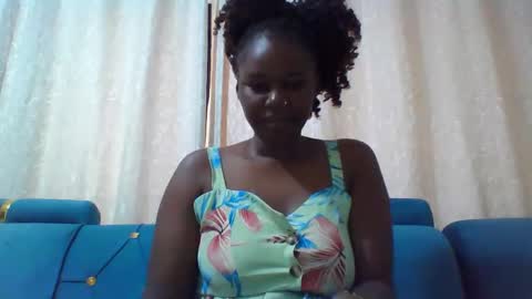 Snapshot of wapgirl22 chatting on May 26, 6:53 am wapgirl22 online show from May 26, 6:53 am