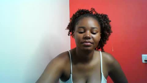 Snapshot of wapgirl22 chatting on June 6, 10:03 pm wapgirl22 online show from June 6, 10:03 pm