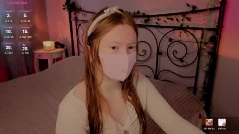 lira and flo online show from February 1, 7:07 am