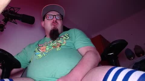 Snapshot of warno34 chatting on February 13, 5:58 am Warno online show from February 13, 5:58 am