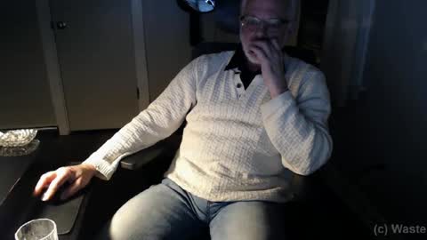 wasted_daze_ online show from January 30, 2:06 am