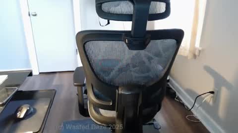 wasted_daze_ online show from February 1, 3:39 pm