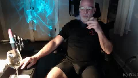 Snapshot of wasted_daze_ chatting on December 17, 2:28 am wasted_daze_ online show from December 17, 2:28 am