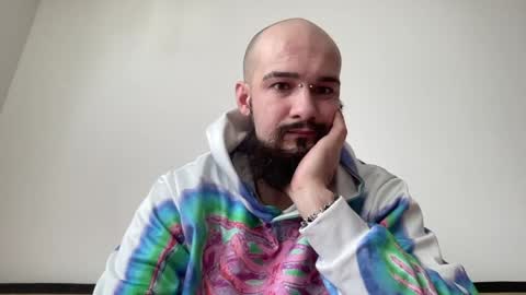 watchmebbxo online show from April 3, 9:29 am