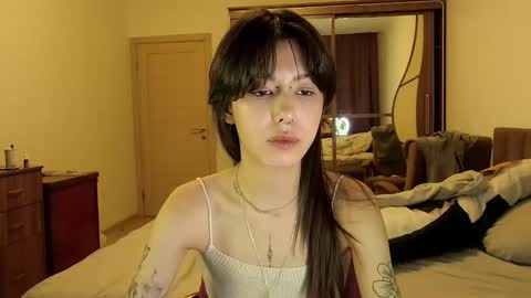 Snapshot of wavy_nights chatting on February 3, 7:31 pm Mina online show from February 3, 7:31 pm