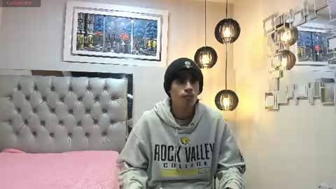 Snapshot of wayath chatting on June 10, 11:31 am Wayath online show from June 10, 11:31 am