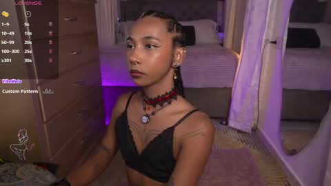 Wayuu Goddess  3 online show from June 7, 7:50 pm