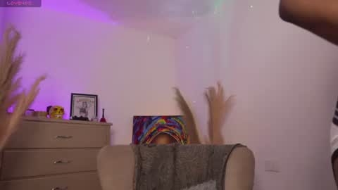 Wayuu Goddess  3 online show from June 11, 8:40 pm