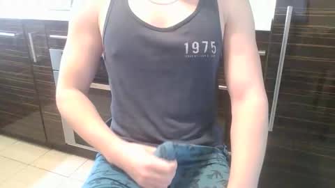 Snapshot of wbch chatting on April 8, 3:28 am Anton online show from April 8, 3:28 am