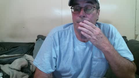 Snapshot of wbfarm chatting on January 12, 12:38 am WB Farm online show from January 12, 12:38 am