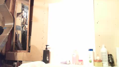 Snapshot of wcnmail24 chatting on February 15, 2:15 am wcnmail24 online show from February 15, 2:15 am