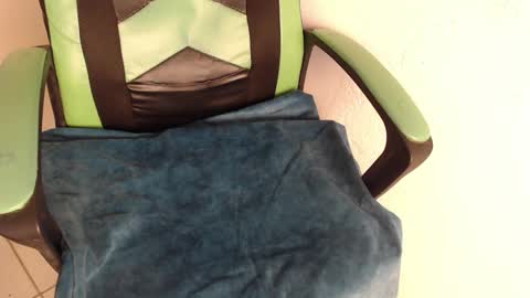 Trixie 3 online show from November 17, 1:28 pm