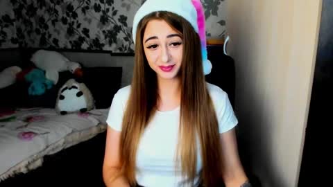 Maya online show from December 28, 2:22 am