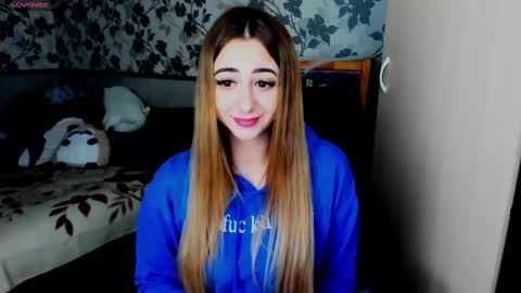 Maya online show from January 18, 2:14 am