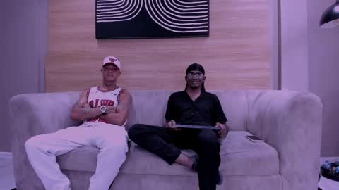 Jhonny Dick  his neighbors. online show from February 10, 8:13 pm