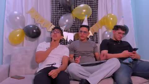 Jhonny Dick  his neighbors. online show from March 13, 2:07 am