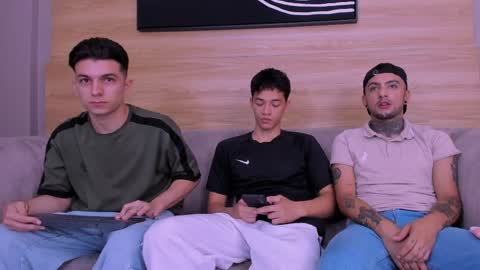 Jhonny Dick  his neighbors. online show from May 12, 7:55 pm