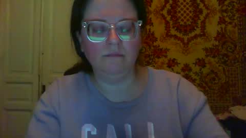 Snapshot of webgirl2 chatting on February 15, 8:16 pm Marina online show from February 15, 8:16 pm