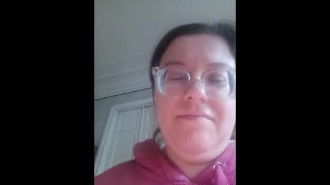 Snapshot of webgirl2 chatting on February 28, 1:12 pm Marina online show from February 28, 1:12 pm