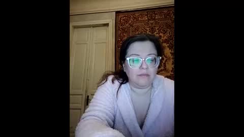 Snapshot of webgirl2 chatting on March 10, 9:53 pm Marina online show from March 10, 9:53 pm