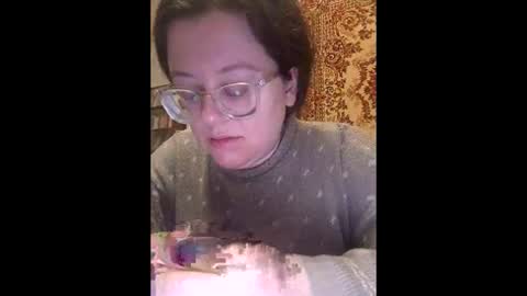 Snapshot of webgirl2 chatting on March 18, 4:43 pm Marina online show from March 18, 4:43 pm