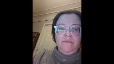 Snapshot of webgirl2 chatting on March 26, 10:48 pm Marina online show from March 26, 10:48 pm