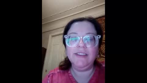 Snapshot of webgirl2 chatting on March 31, 9:15 pm Marina online show from March 31, 9:15 pm