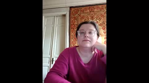Snapshot of webgirl2 chatting on April 13, 2:44 pm Marina online show from April 13, 2:44 pm