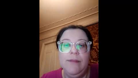 Snapshot of webgirl2 chatting on May 7, 8:47 pm Marina online show from May 7, 8:47 pm