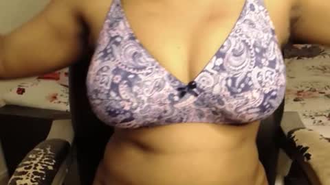 Snapshot of webshowxxx chatting on November 1, 6:59 am mina online show from November 1, 6:59 am