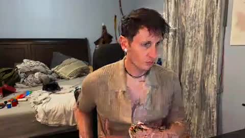 Snapshot of webslingxxxx chatting on June 27, 12:59 am webslingxxxx online show from June 27, 12:59 am