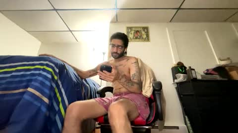 ShootingWebs online show from October 8, 10:29 pm