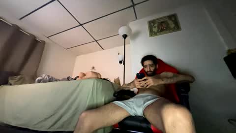 ShootingWebs online show from April 23, 6:03 am