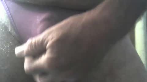 Snapshot of weewill7204 chatting on March 1, 2:04 am Will online show from March 1, 2:04 am