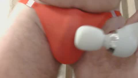 Snapshot of weewill7204 chatting on December 21, 9:27 am Will online show from December 21, 9:27 am