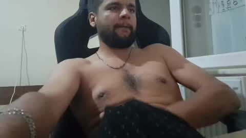 Snapshot of weezing442 chatting on January 22, 5:38 pm alp online show from January 22, 5:38 pm