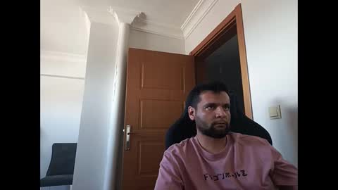 Snapshot of weezing442 chatting on March 29, 7:52 am alp online show from March 29, 7:52 am