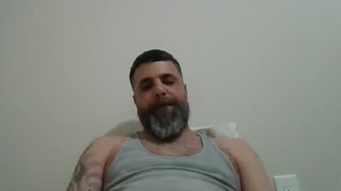 Weezy online show from May 2, 2:05 am