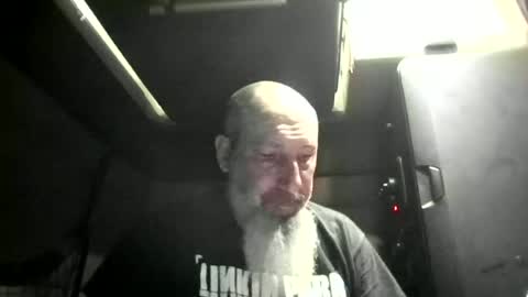 wellhung19781 online show from June 24, 9:41 am