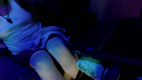 Snapshot of weluvwoman84 chatting on January 5, 12:10 pm RiZZA and MiKE online show from January 5, 12:10 pm