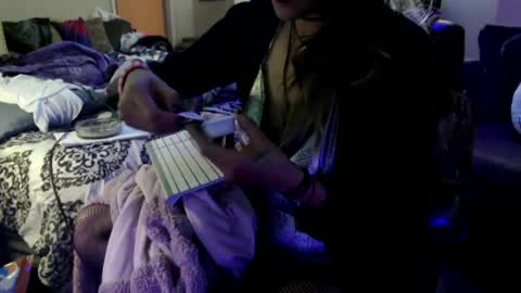 Snapshot of weluvwoman84 chatting on January 11, 1:06 am RiZZA and MiKE online show from January 11, 1:06 am